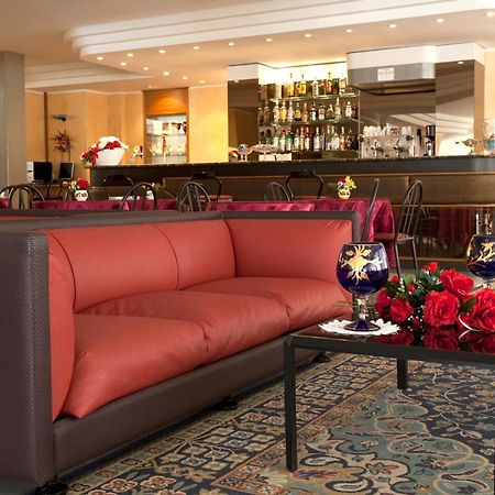 Hotel Capitol San Mauro Mare Экстерьер фото